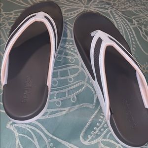 Women’s adidas flip flops